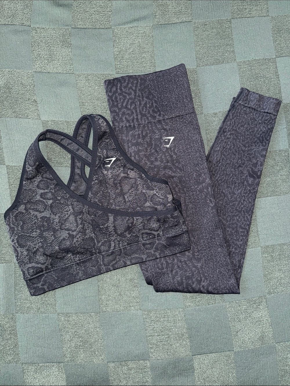 Gymshark Charcoal Snake-Print Seamless Sports Bra and Leggings Set